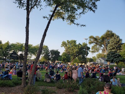 Niles Concert in the Park Series At Oak Park